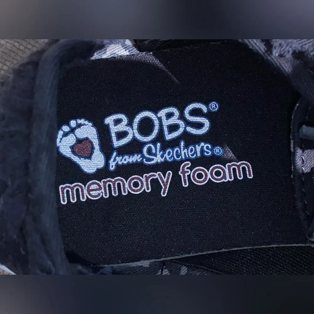 GentlyWorn BOBS Women's Black Canvas Shoes, Great for Everyday Casual & Outings